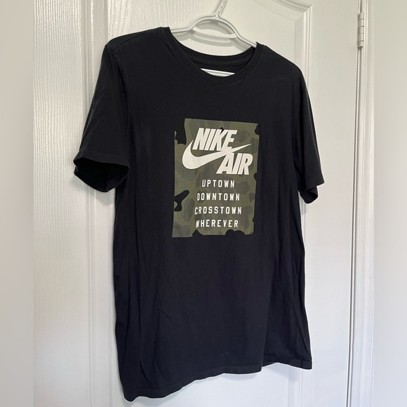 Black and Camo Nike Logo Short Sleeve T-Shirt - Picture 2 of 3